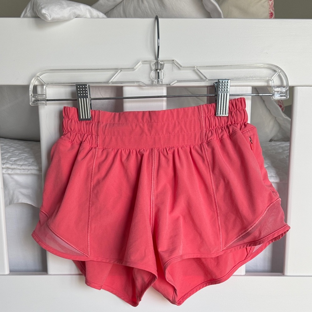 Lululemon Hotty Hot Short 2.5”